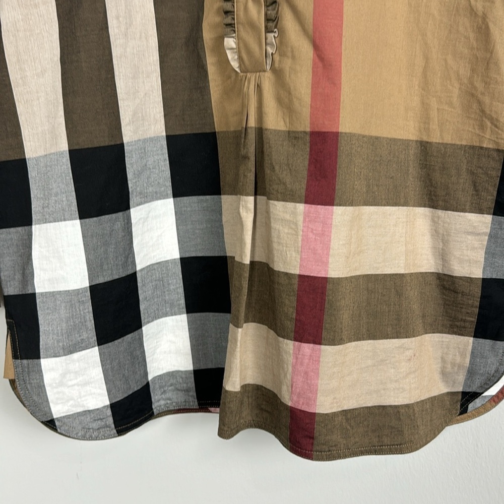 Burberry Plaid Print Cotton Mock Neck Blouse. Size US 4. - Picture 4 of 17